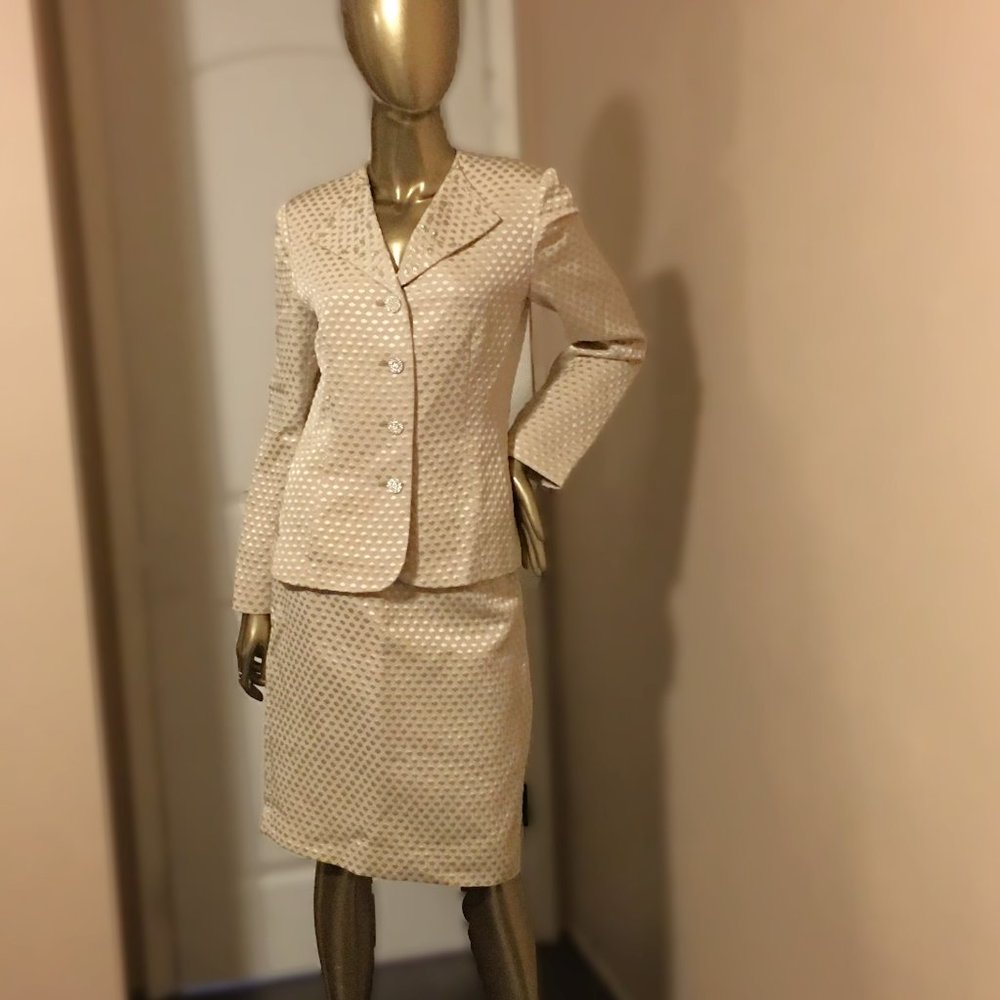 RICKIE FREEMAN for TERI JON Silk & Wool Cocktail Skirt Suit ✨ NEIMAN MARCUS - Picture 2 of 16